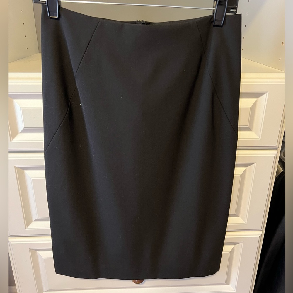 Theory black pencil skirt, size 2